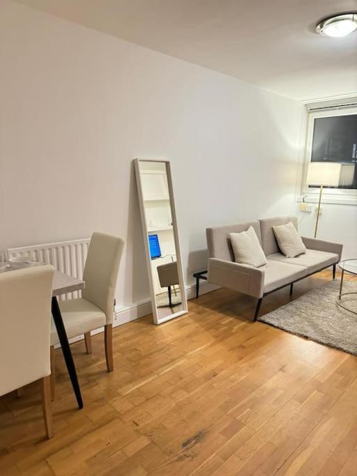 Apartment In Angel. Λονδίνο Εξωτερικό φωτογραφία